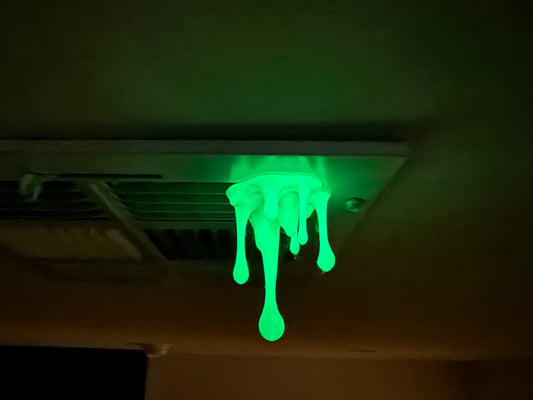 Ooze Spill – Magnetic Glow Decor