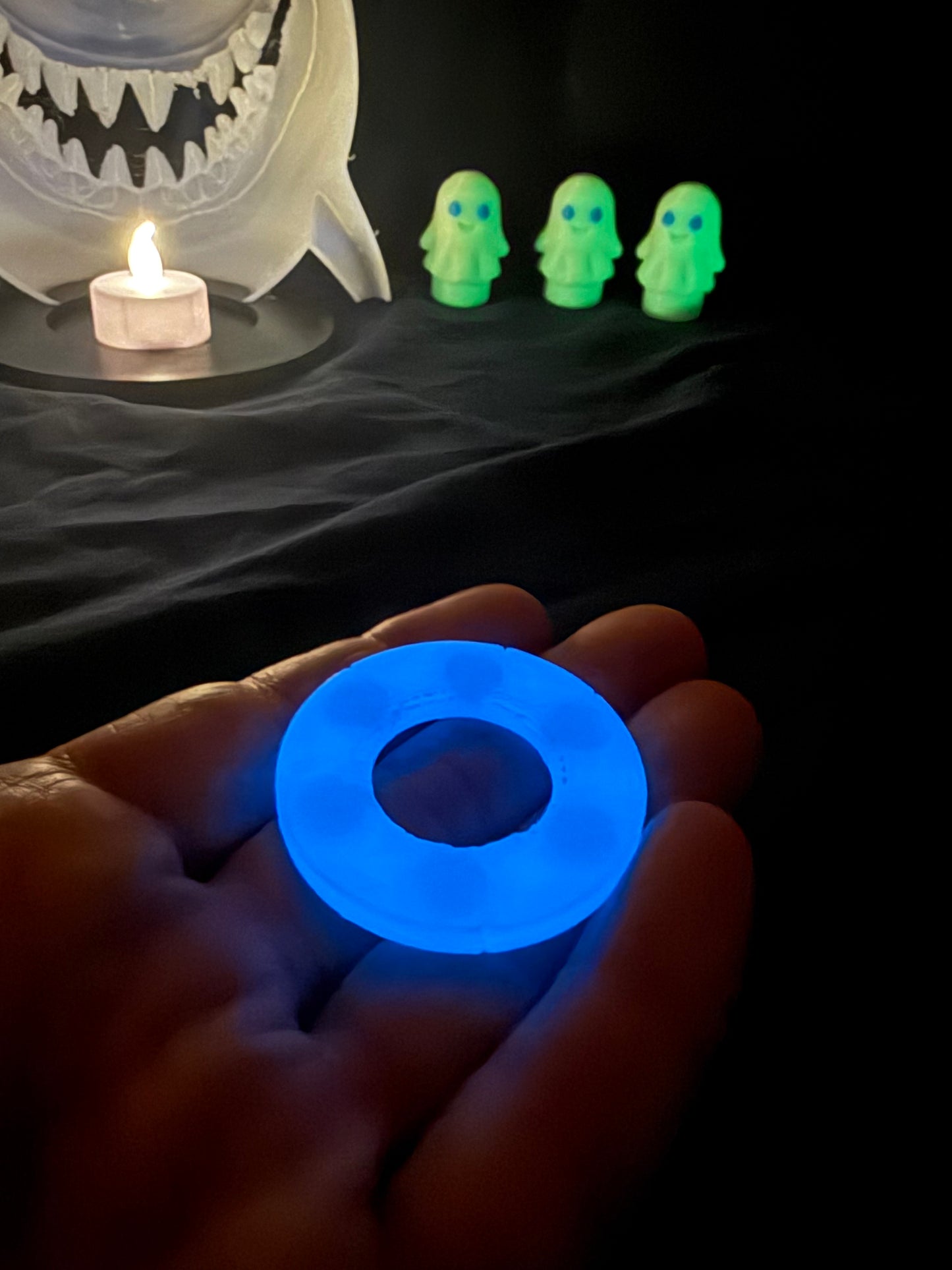 Del’s Ivory Ring
